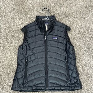 Patagonia Vest Womans Medium Black Puffer Goose Down Quilted Gorpcore SP14